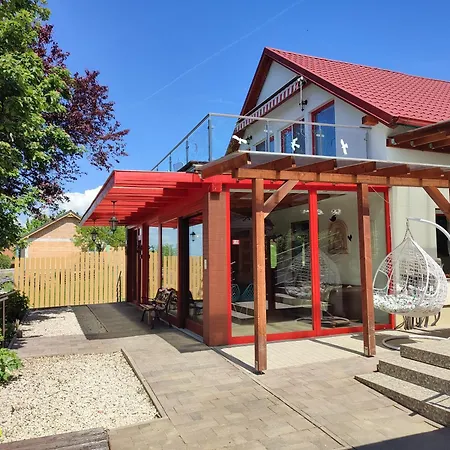 Cinegefeszek Nyaralohaz 度假居 希欧福克