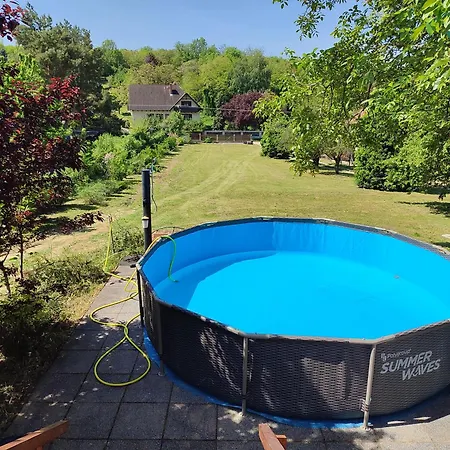 Cinegefeszek Nyaralohaz *